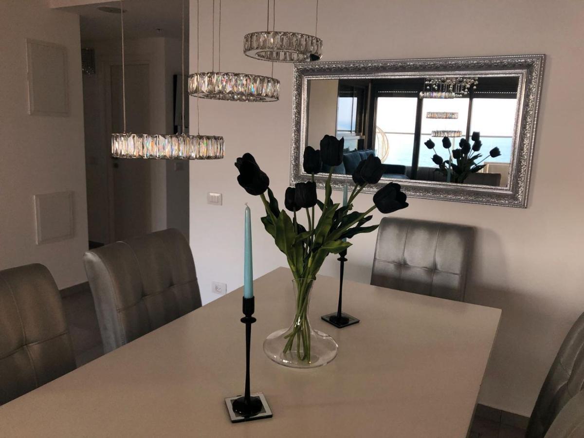 Panorama Apartment " City Garden " Bat Yam Exteriör bild