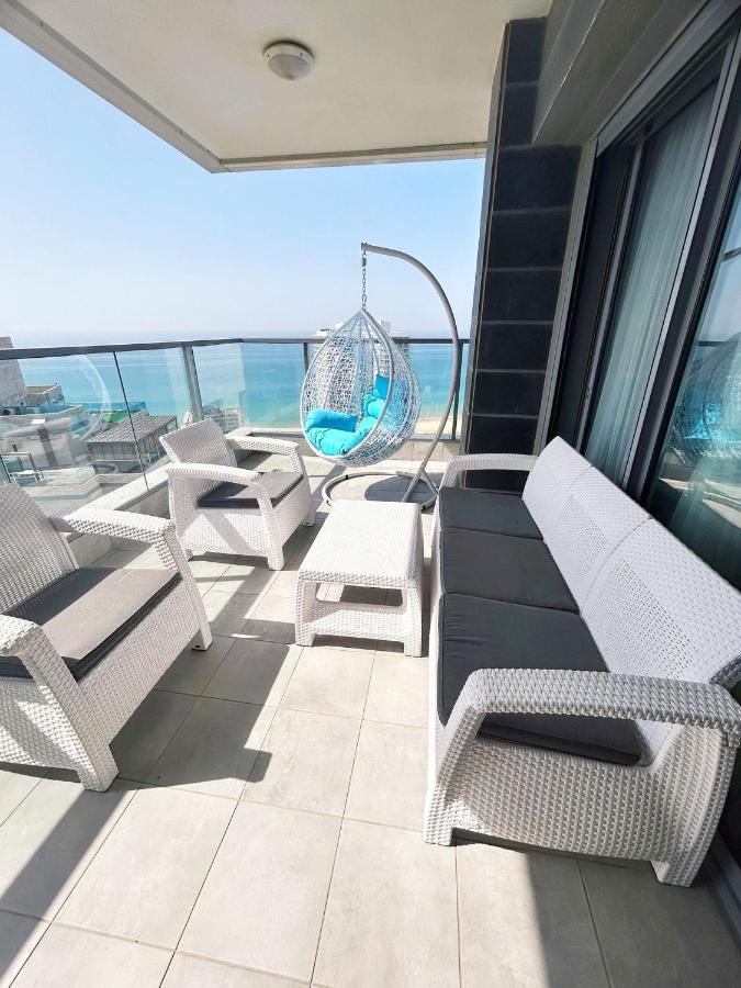 Panorama Apartment " City Garden " Bat Yam Exteriör bild