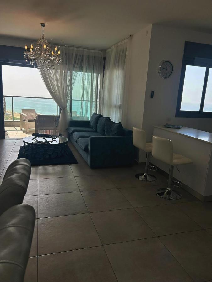 Panorama Apartment " City Garden " Bat Yam Exteriör bild