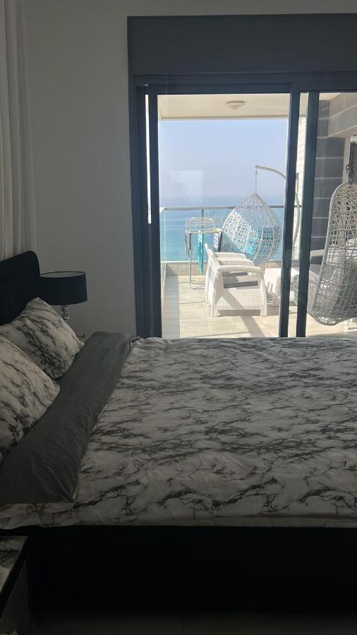 Panorama Apartment " City Garden " Bat Yam Exteriör bild