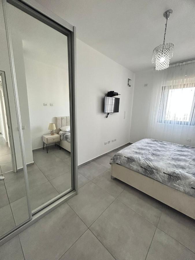 Panorama Apartment " City Garden " Bat Yam Exteriör bild